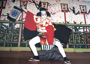 供奴